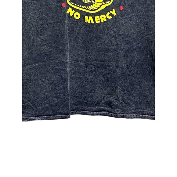 Cobra Kai Karate Kid Graphic Mens Tee Shirt Black Size L 80’s Retro Martial Arts - Picture 5 of 10